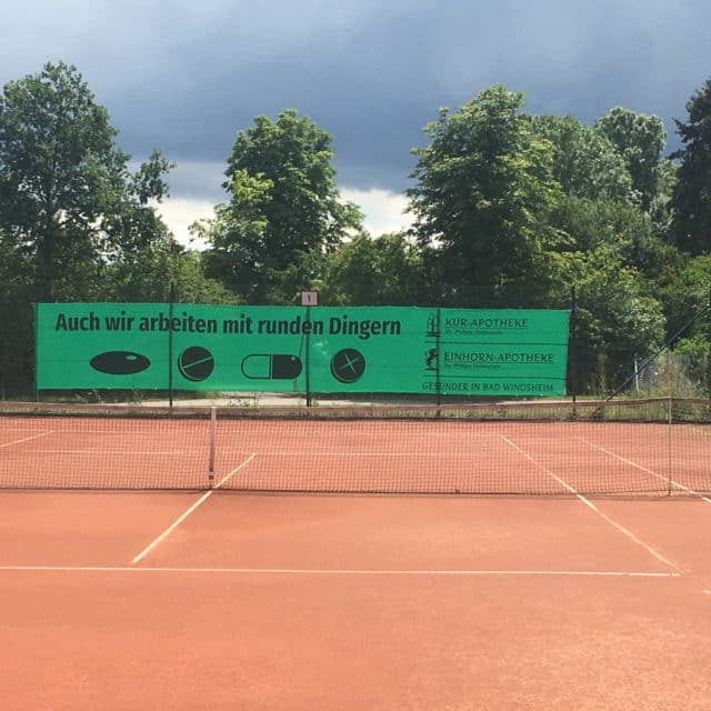 Tennis Windblenden